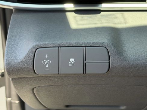 New 2026 Hyundai Elantra SEL Sport FWD image 18