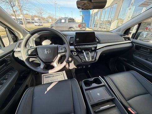 Used 2026 Honda Odyssey Touring image 15