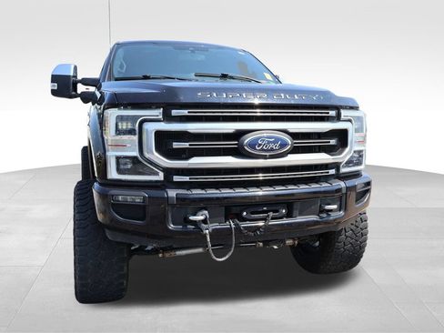 Used 2021 Ford F250 Platinum w/ FX4 Off-Road Package AWD/4WD image 9