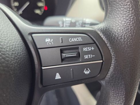 Used 2024 Honda HR-V LX image 21
