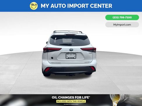 Used 2022 Toyota Highlander Limited image 6