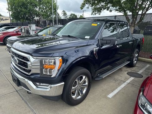 Used 2022 Ford F150 XLT w/ Equipment Group 302A High AWD/4WD image 4
