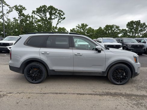Used 2023 Kia Telluride SX X-Line AWD/4WD image 5