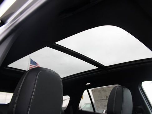 New 2025 Chevrolet Blazer EV LT w/ Super Cruise Package image 38