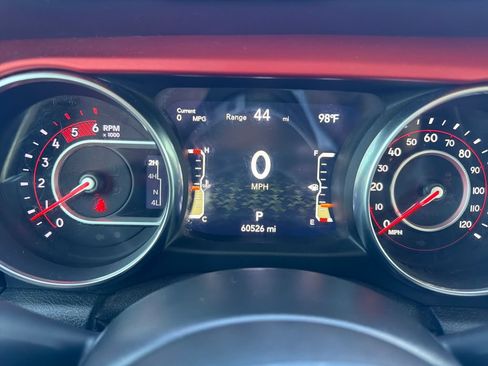 Used 2021 Jeep Gladiator Rubicon AWD/4WD image 19