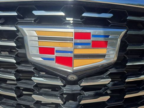 Used 2024 Cadillac XT5 Premium Luxury w/ Technology Package FWD image 11