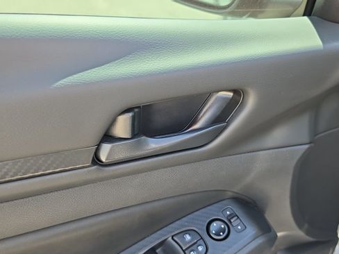 Certified 2025 Nissan Altima 2.5 S FWD image 14