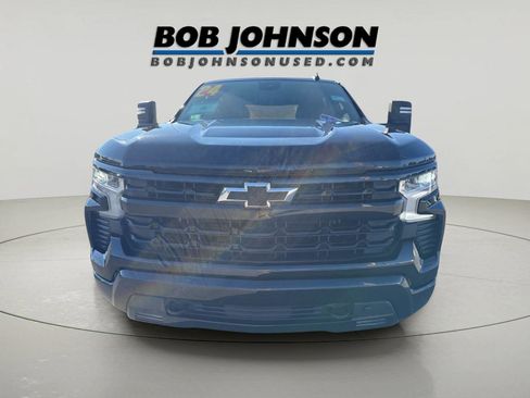 Used 2024 Chevrolet Silverado 1500 RST w/ Convenience Package II AWD/4WD image 8