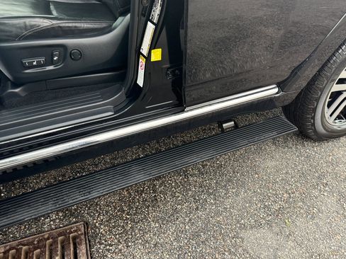 Used 2016 Toyota 4Runner Limited image 13