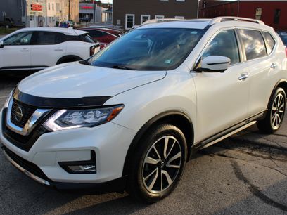 Used 2019 Nissan Rogue SL w/ Premium Package
