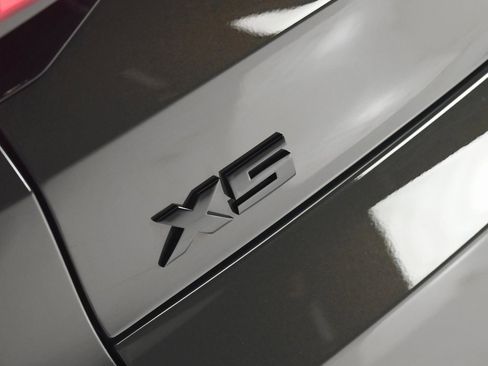 Used 2026 BMW X5 M60i image 20