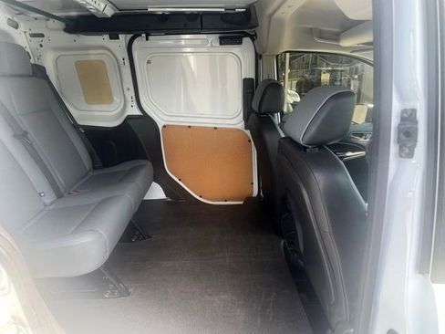 Used 2017 Ford Transit Connect XL FWD image 5