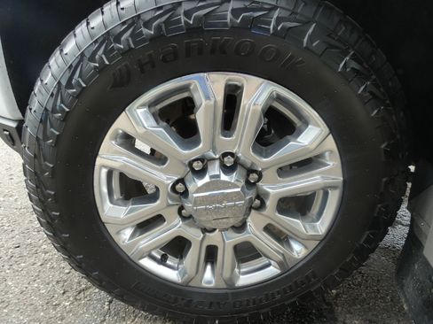 Used 2022 GMC Sierra 2500 Denali AWD/4WD image 8