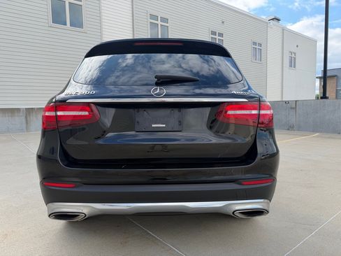 Used 2019 Mercedes-Benz GLC 300 4MATIC image 6