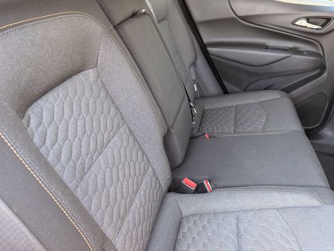 Used 2019 Chevrolet Equinox LT FWD image 12