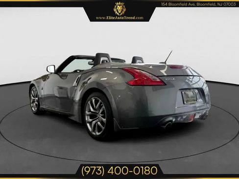 Used 2014 Nissan 370Z Touring image 10