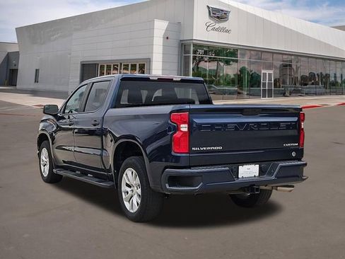 Used 2020 Chevrolet Silverado 1500 Custom w/ Custom Value Package image 4