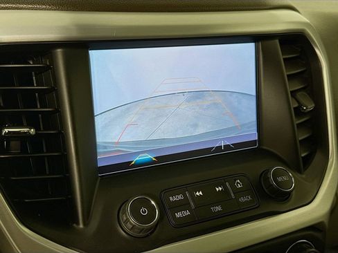 Used 2019 GMC Acadia SLT w/ LPO, Floor Liner Package image 15