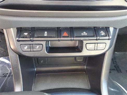 Used 2017 Chevrolet Colorado Z71 image 22