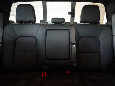 Used 2024 Chevrolet Colorado LT w/ LT Convenience Package III image 21