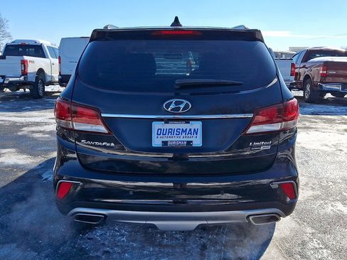 Used 2017 Hyundai Santa Fe Limited image 5