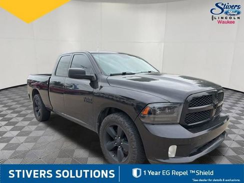 Used 2018 RAM 1500 Express RWD image 3
