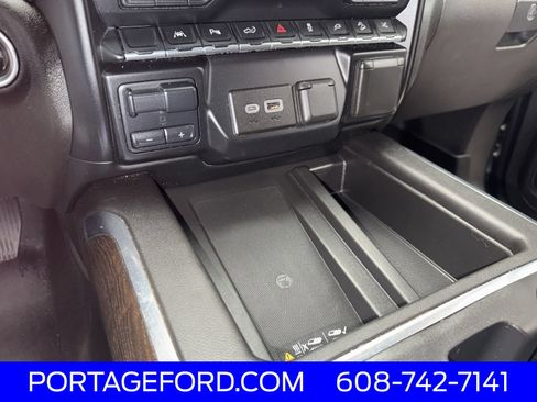 Used 2022 GMC Sierra 1500 Denali w/ Denali Reserve Package AWD/4WD image 23