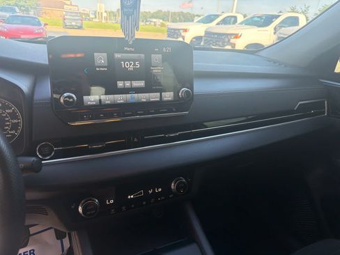 Used 2024 Mitsubishi Outlander SE AWD/4WD image 19
