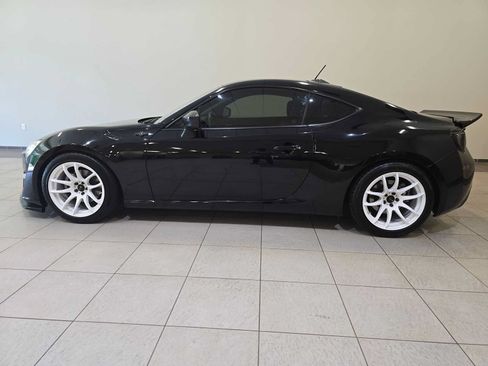 Used 2013 Scion FR-S RWD image 3