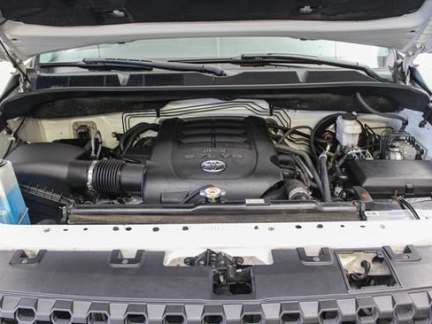 Used 2021 Toyota Tundra SR5 AWD/4WD image 19