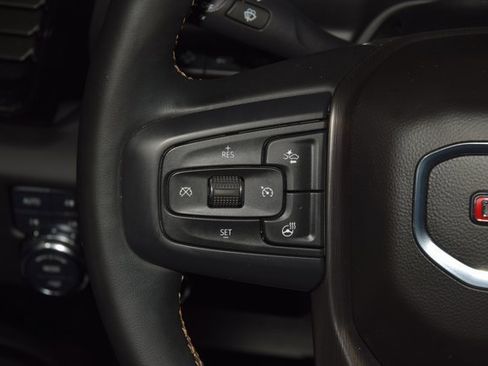 Used 2024 GMC Sierra 2500 AT4 w/ AT4 Premium Plus Package image 37