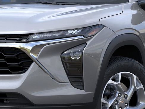 New 2026 Chevrolet Trax LS w/ LS Convenience Package image 11