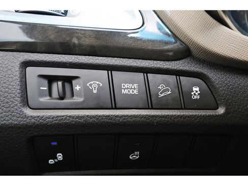 Used 2017 Hyundai Santa Fe Sport FWD image 23