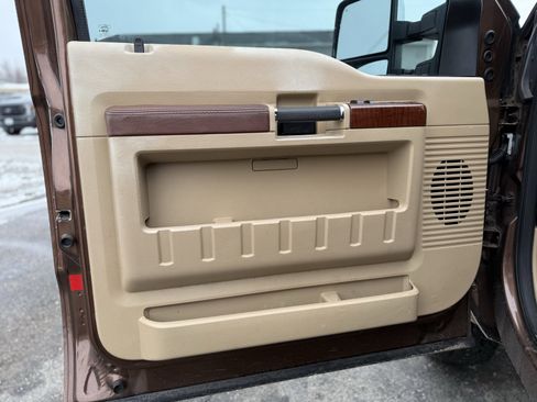 Used 2012 Ford F250 King Ranch w/ King Ranch w/Chrome Pkg image 13