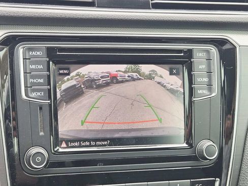Used 2018 Volkswagen Passat 2.0T S FWD image 24