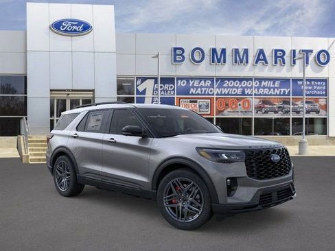 New 2026 Ford Explorer ST-Line w/ ST-Line Street Pack image 7