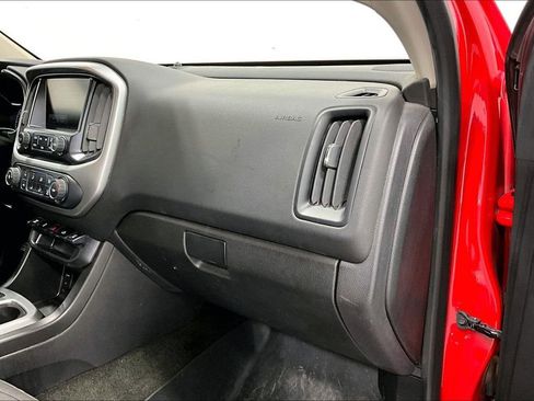 Used 2018 Chevrolet Colorado LT w/ LT Convenience Package AWD/4WD image 19