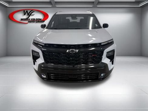 New 2026 Chevrolet Traverse RS image 2
