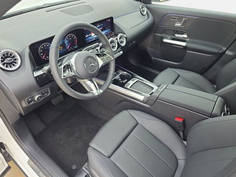 New 2026 Mercedes-Benz GLA 250 image 16