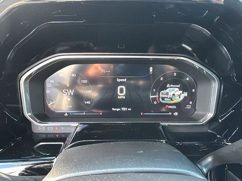 New 2026 GMC Sierra 2500 SLE w/ SLE Value Package; image 17