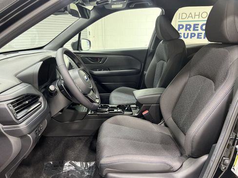 Used 2026 Subaru Forester Premium AWD/4WD image 11