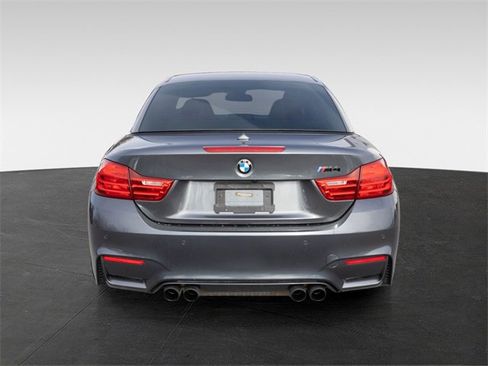 Used 2017 BMW M4 Convertible image 9