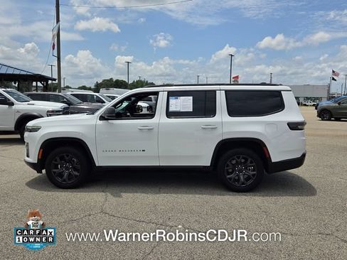 Used 2026 Jeep Grand Wagoneer Limited w/ Premium Group II AWD/4WD image 4