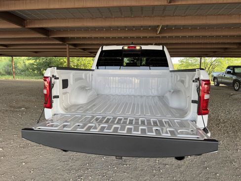 Used 2025 RAM 1500 Laramie w/ Sport Appearance Package AWD/4WD image 36