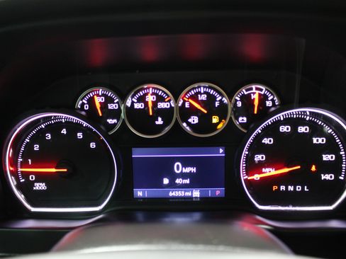 Used 2022 Chevrolet Silverado 2500 LTZ w/ LTZ Convenience Package AWD/4WD image 13