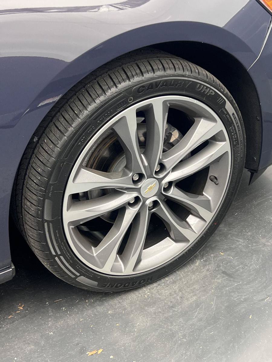 Used 2025 Chevrolet Malibu LT FWD image 39