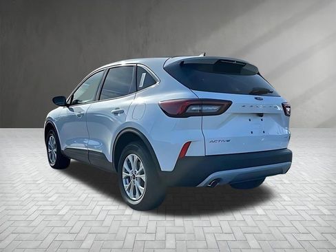 New 2026 Ford Escape Active w/ Cold Weather Package image 5