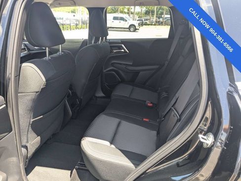 Used 2024 Mitsubishi Outlander ES FWD image 14