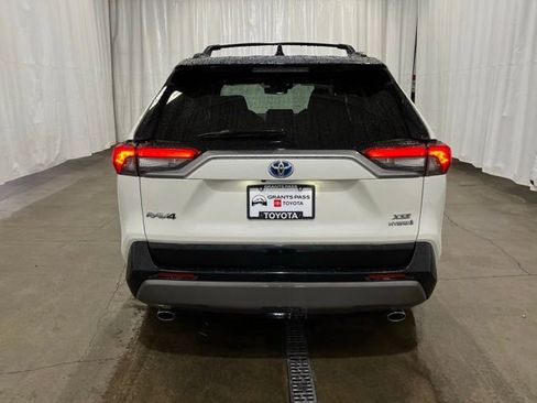 Certified 2020 Toyota RAV4 XSE w/ XSE Grade Weather Package image 5