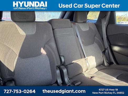 Used 2014 Jeep Cherokee Latitude w/ Comfort/Convenience Group image 9